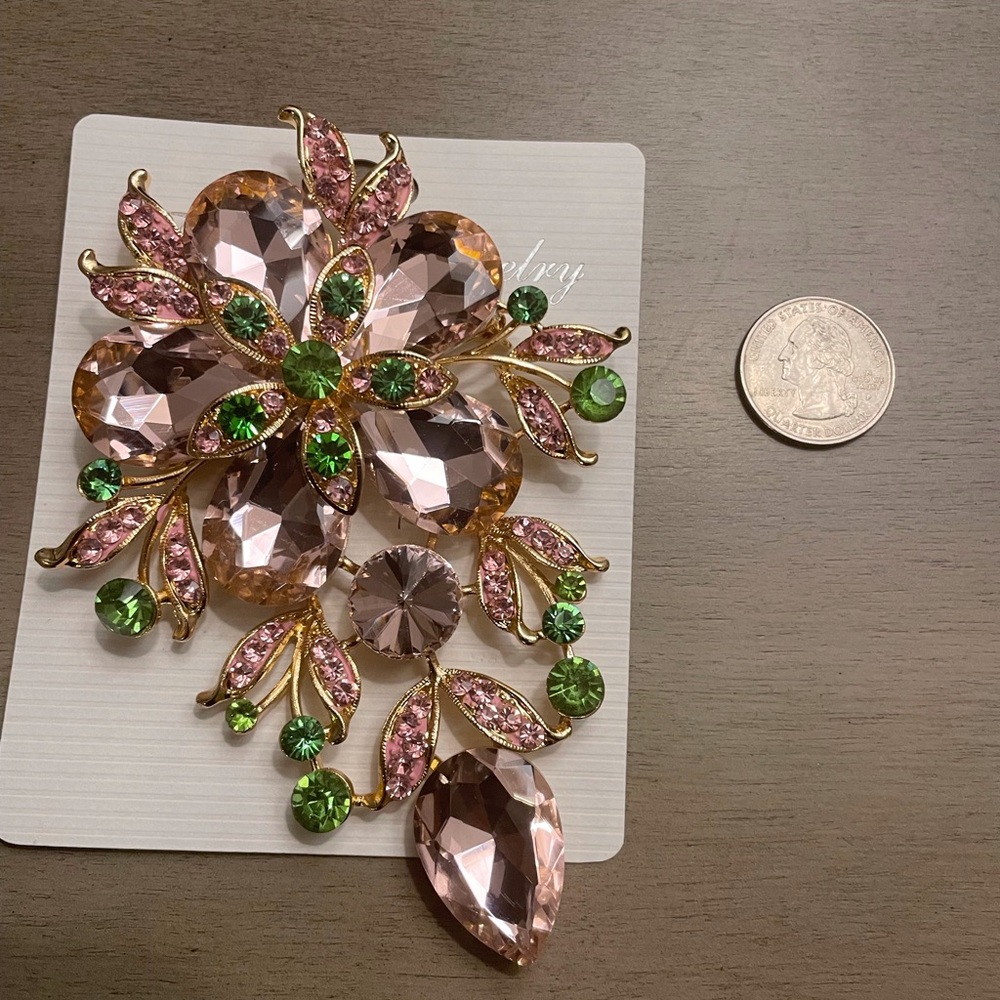 Fashion Jewelry Pink and Green Crystal Brooch